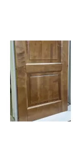 Межкомнатная дверь массив ольхи Дрезден мёд глухая